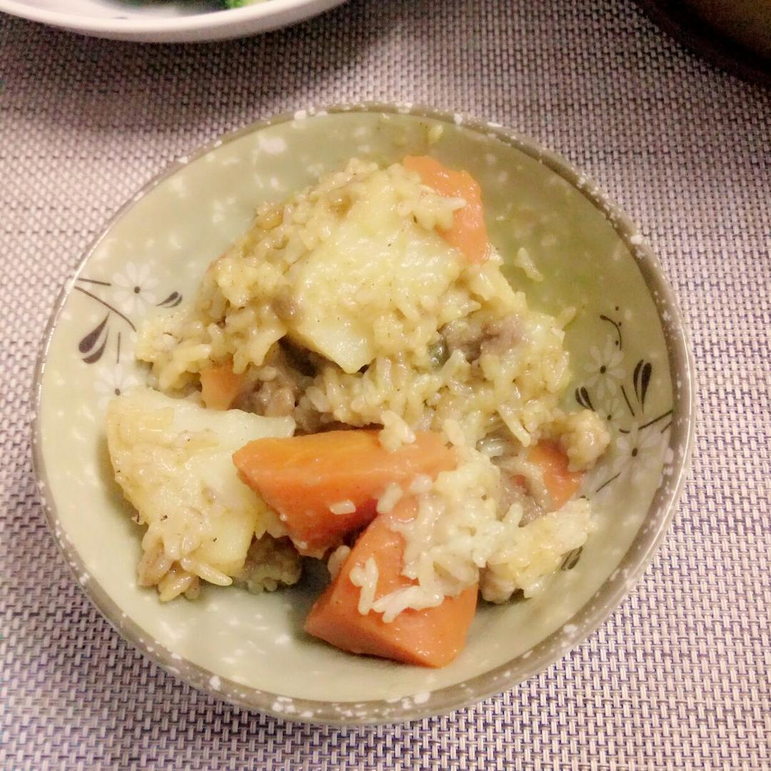 不孤独的咖喱鸡肉饭「厨娘物语」