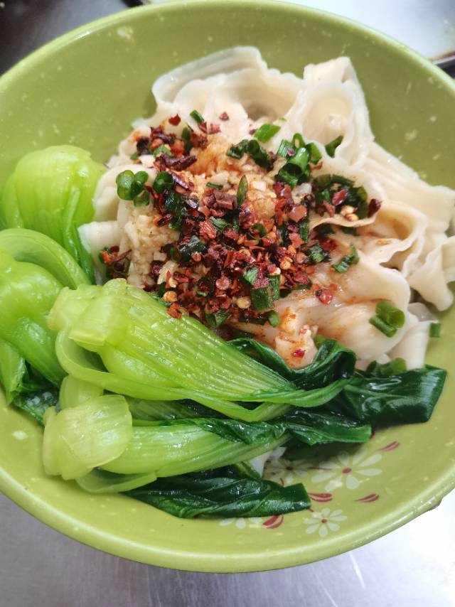 十分钟就能吃上的超简单油泼面