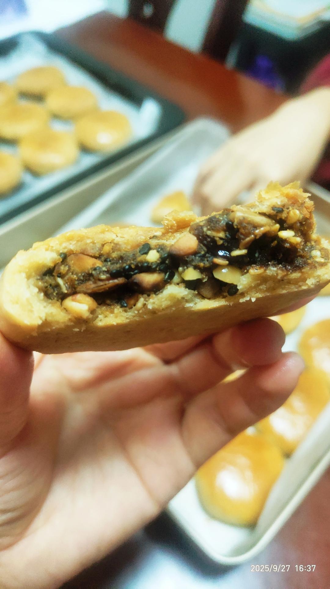 陕北硬壳五仁月饼的做法
