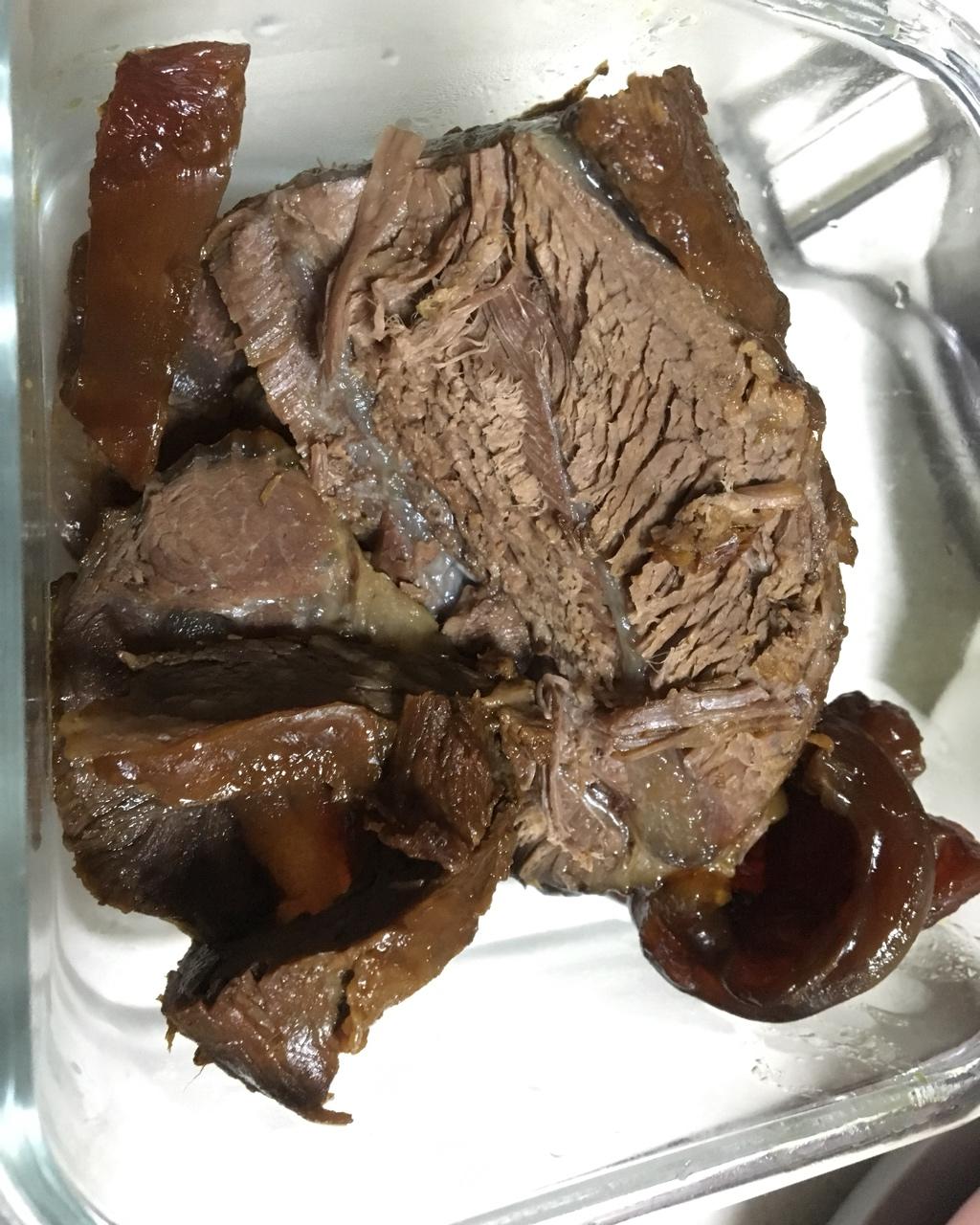 芯子在路上做的卤牛肉