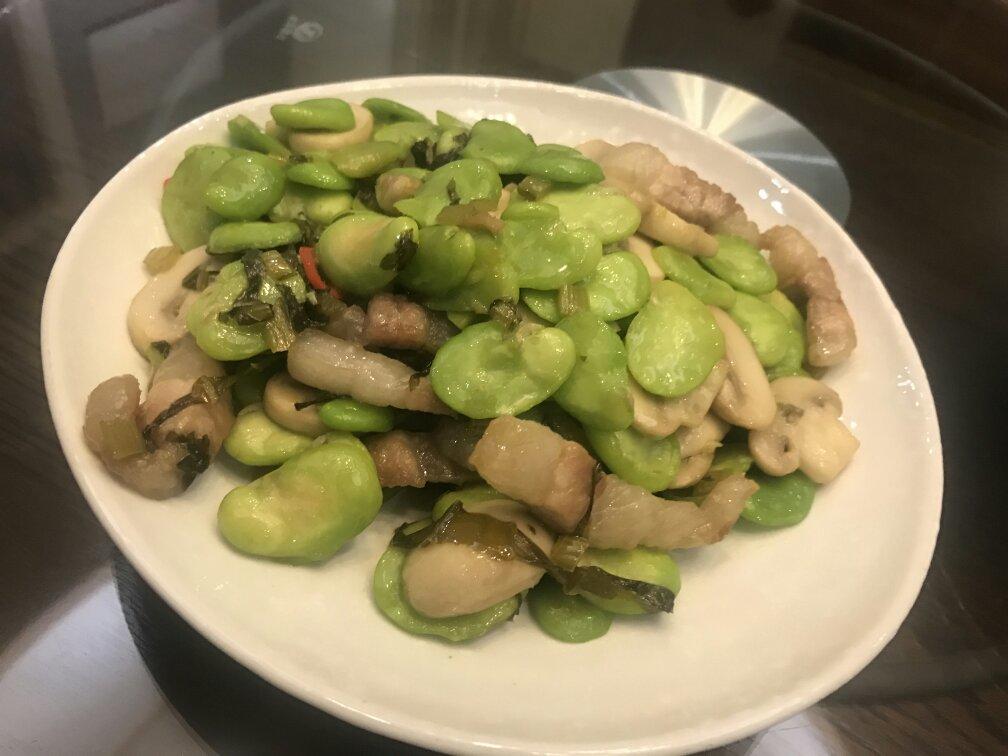 蘑菇鲜蚕豆