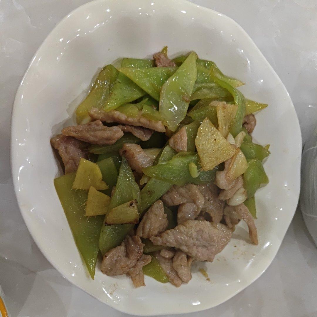 简单又好吃的莴笋炒肉