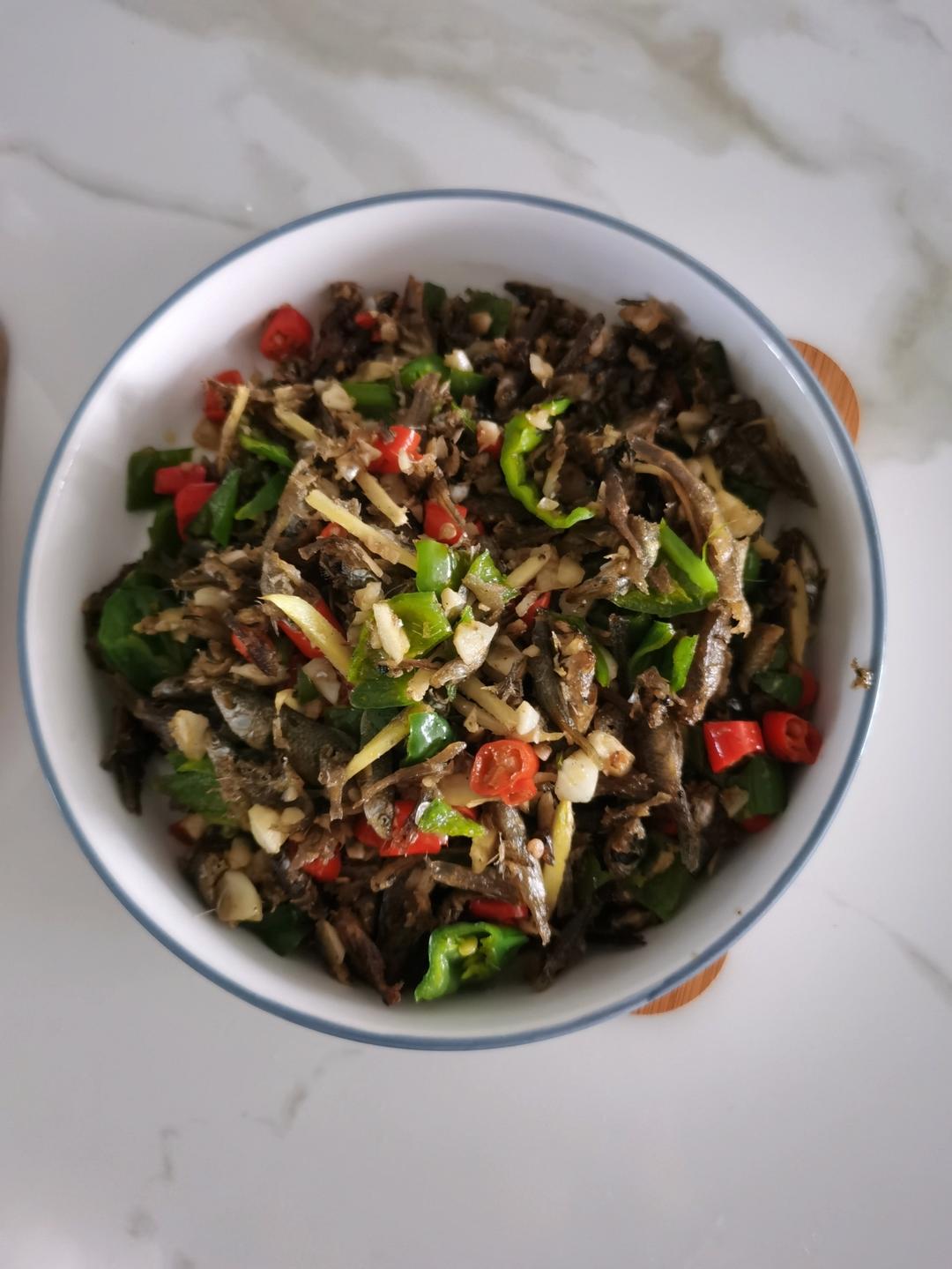 干小鱼仔炒辣椒