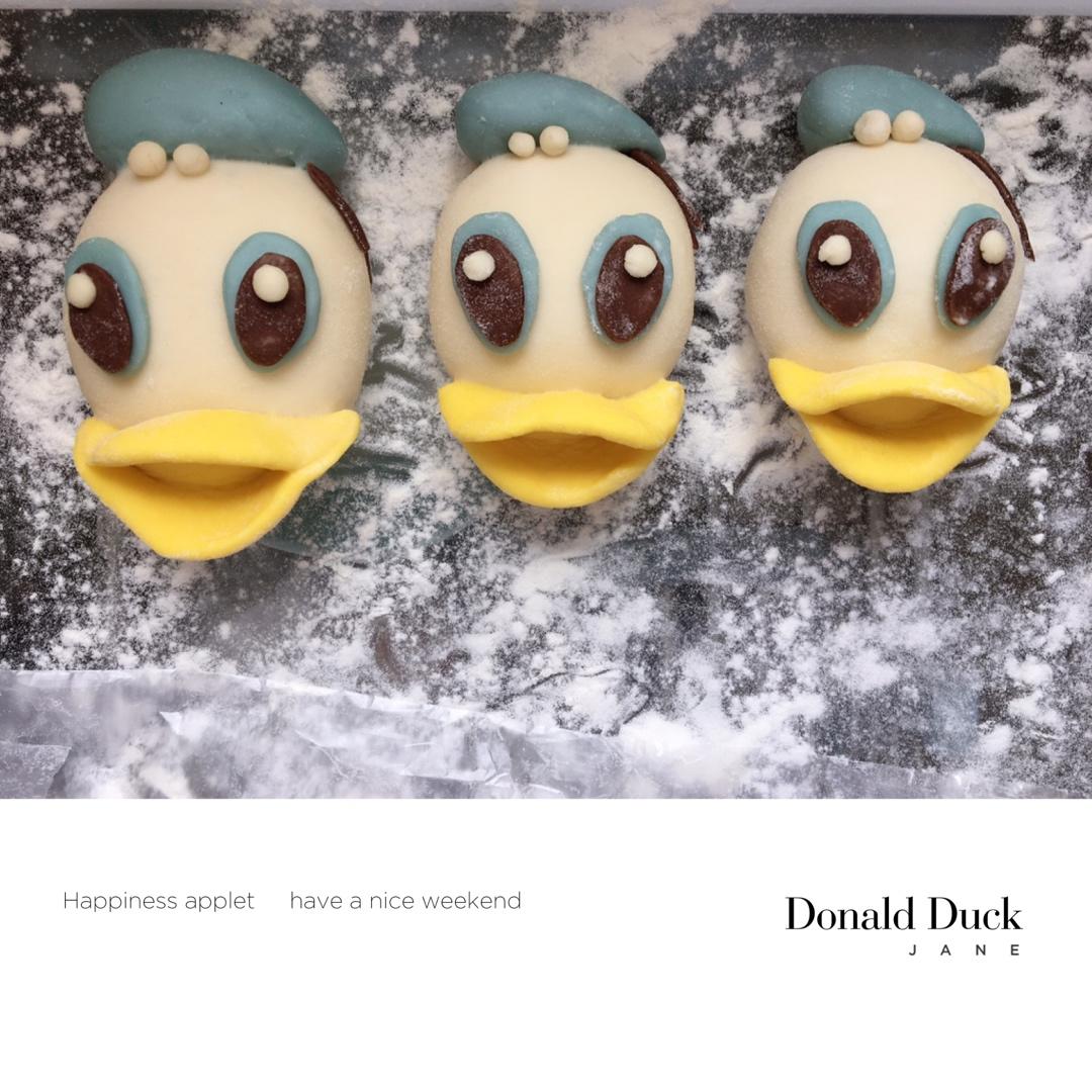 3D唐老鸭卡通造型馒头