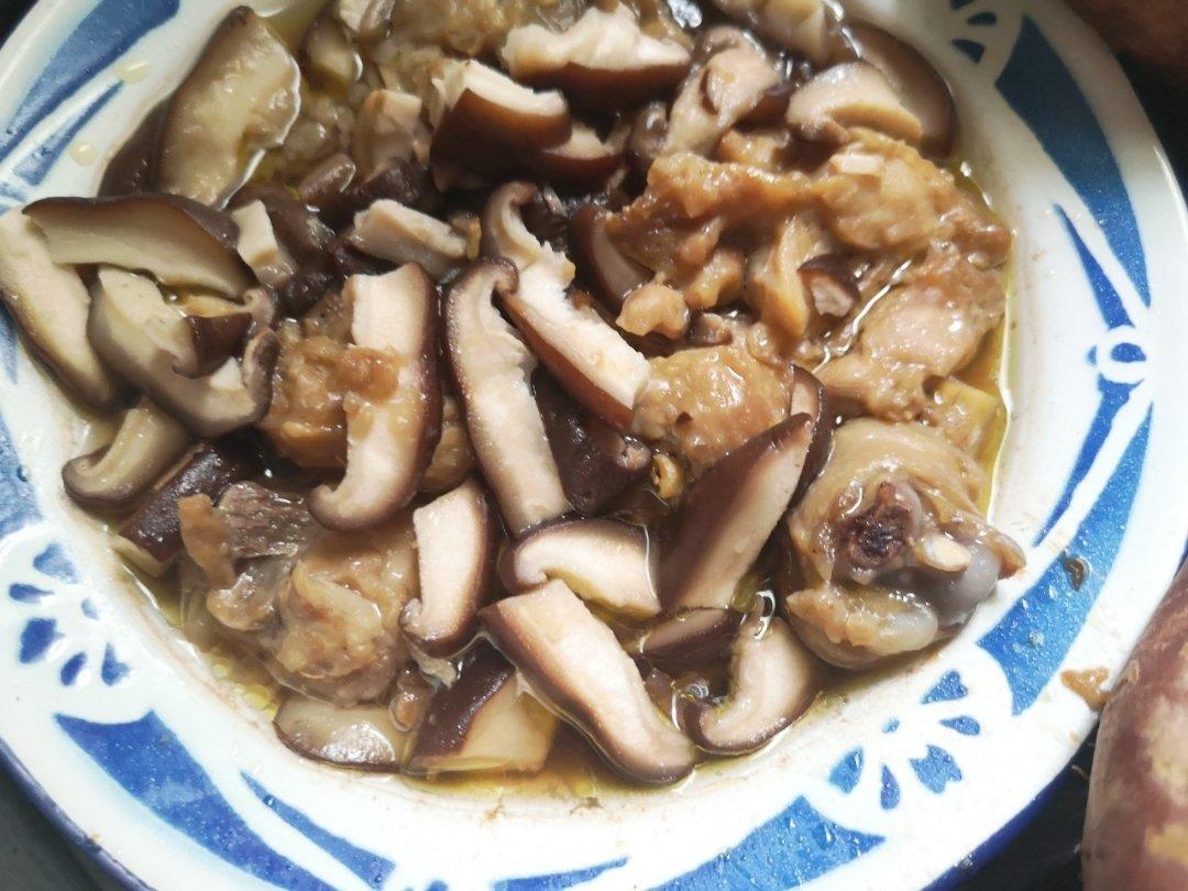 菌菇蒸鸡肉