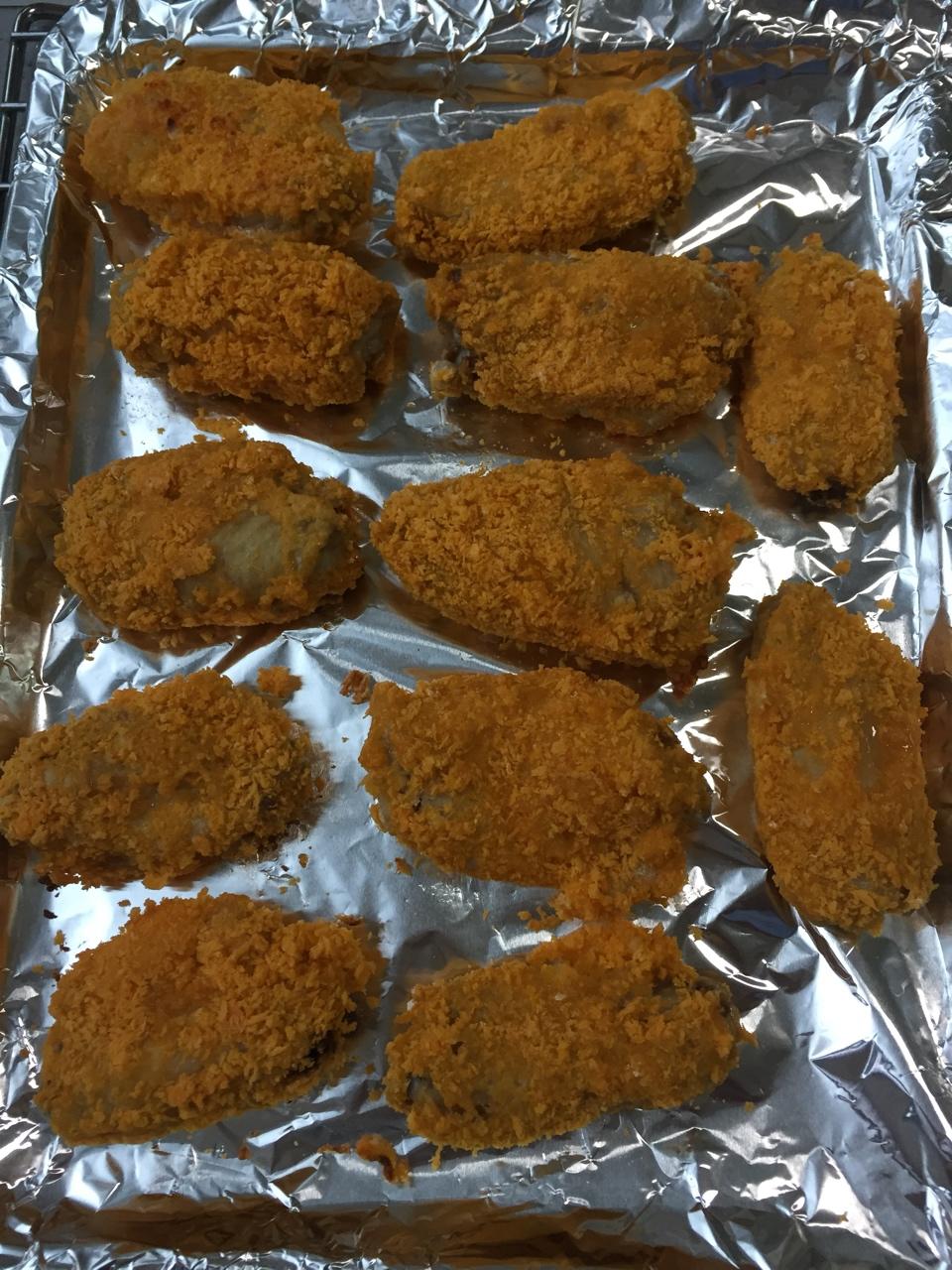 面包糠烤鸡翅