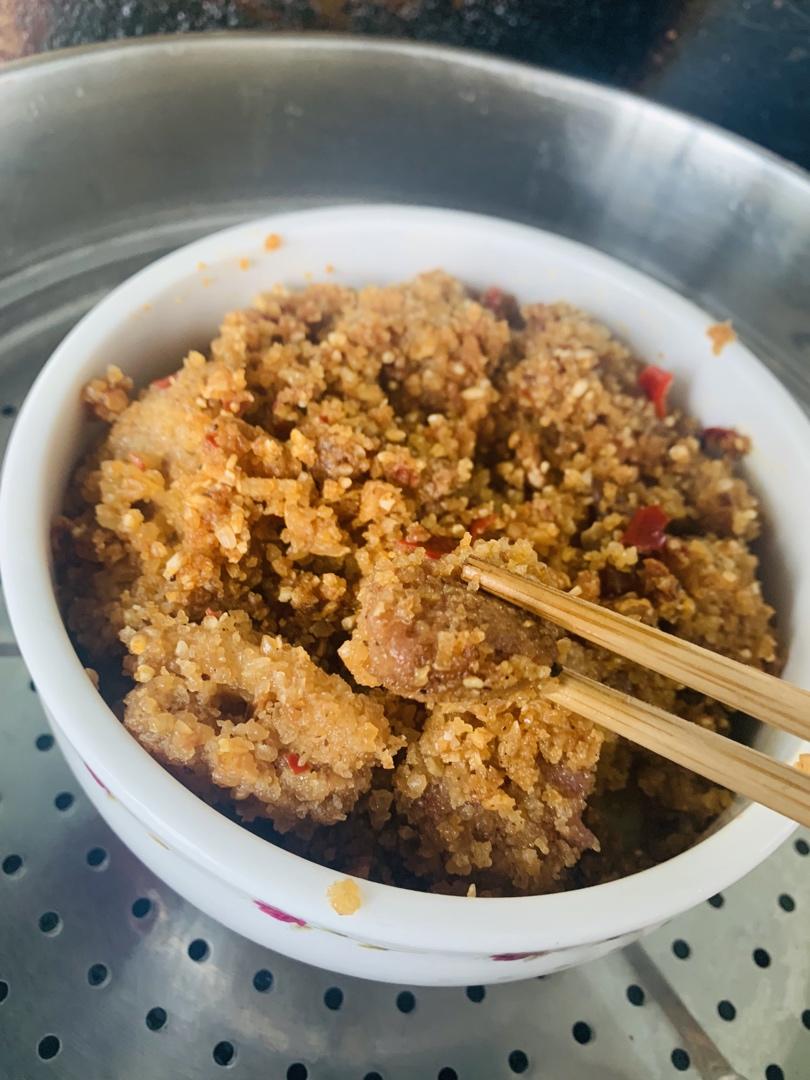 重庆家常粉蒸肉，自制米粉更美味