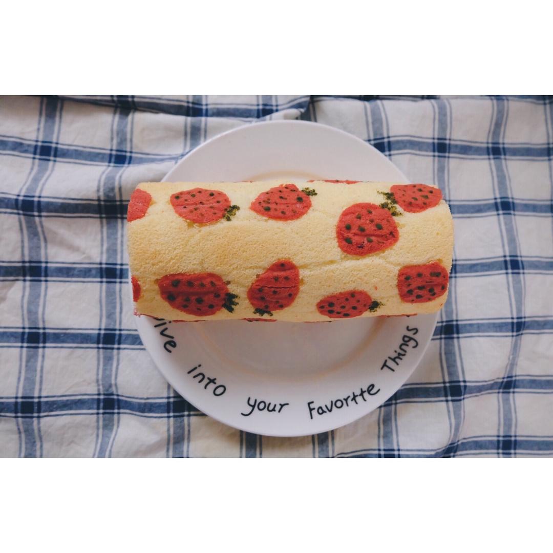 彩绘草莓蛋糕卷