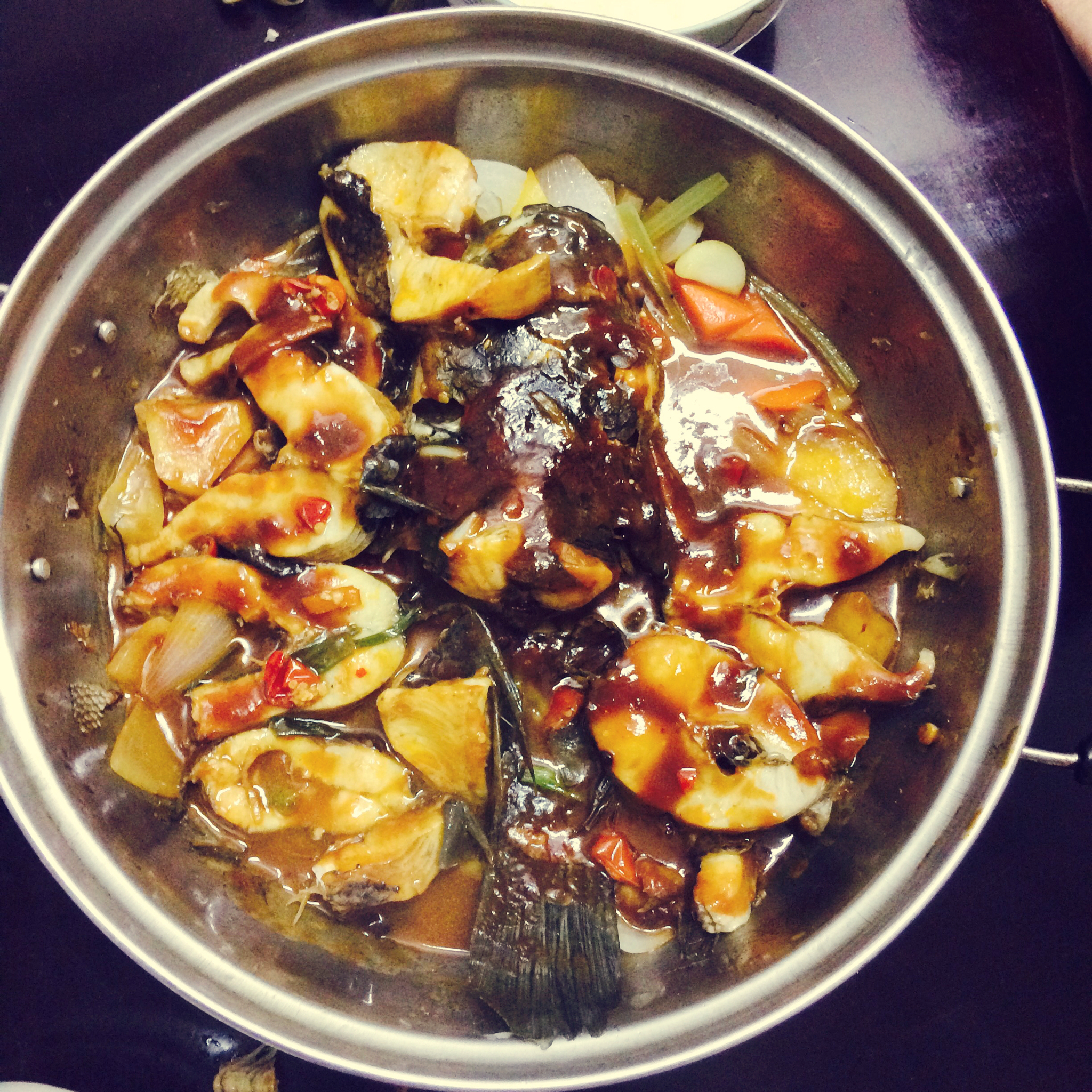 无聊小酱做的三汁焖锅鱼