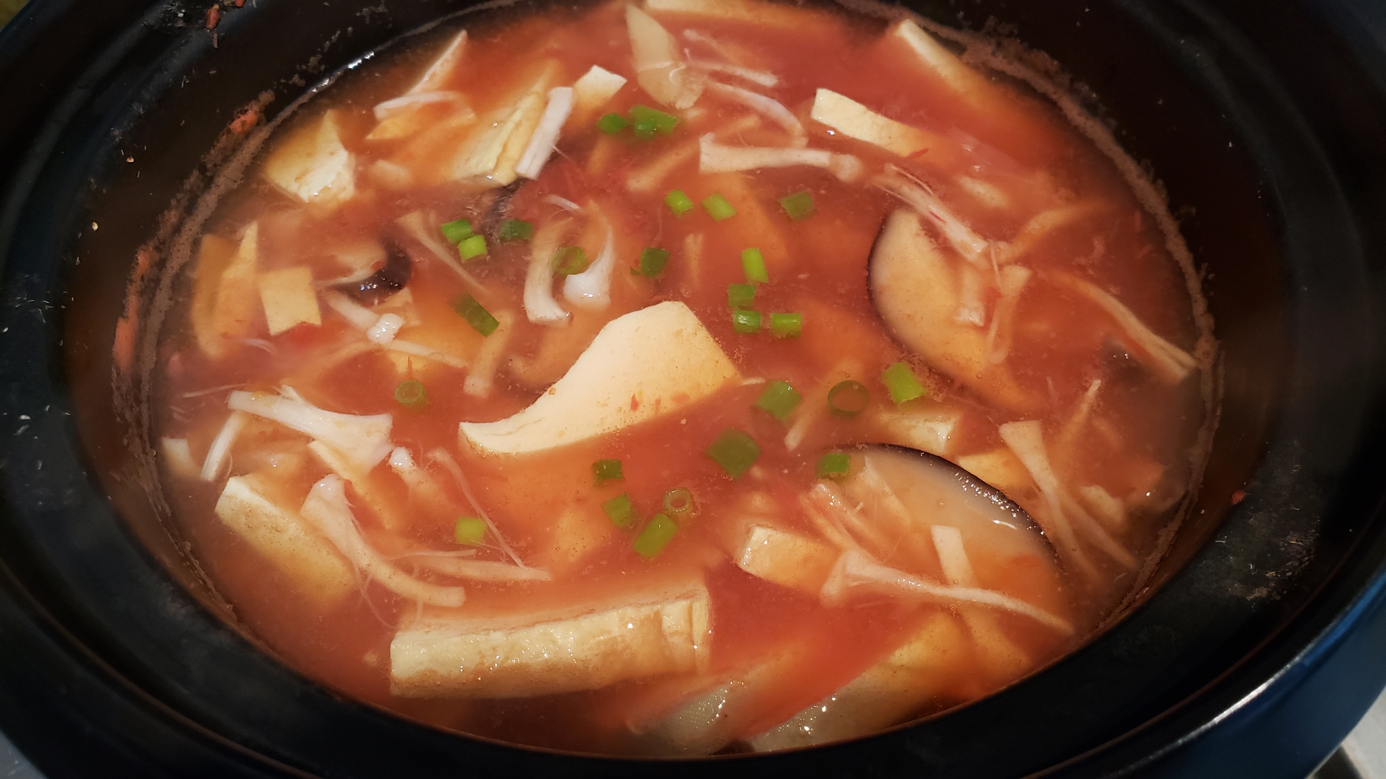 香菇豆腐番茄浓汤的做法