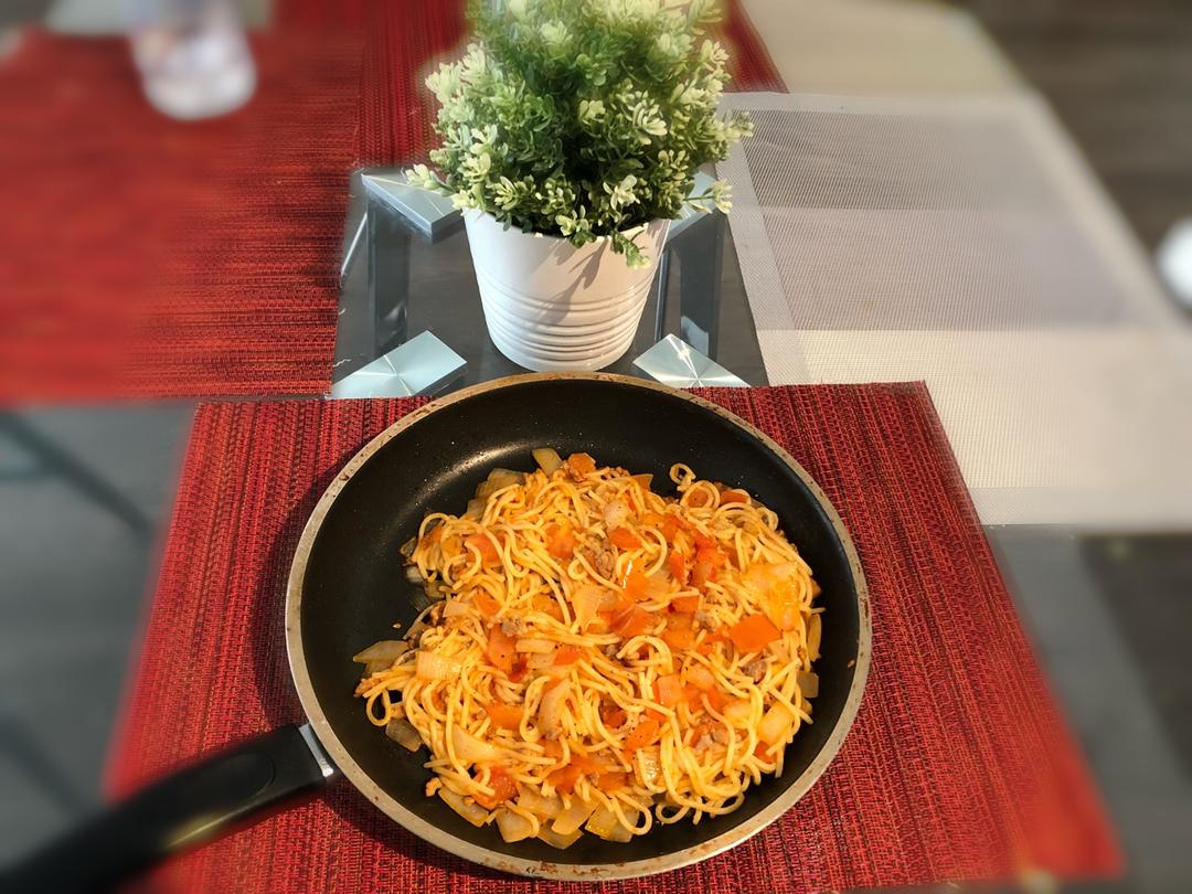 番茄肉酱意大利面