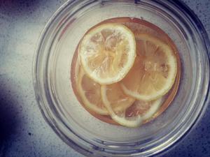 美白又减肥的蜂蜜柠檬的做法 步骤6