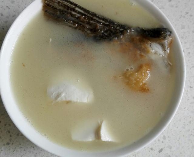 豆腐鱼排汤的做法