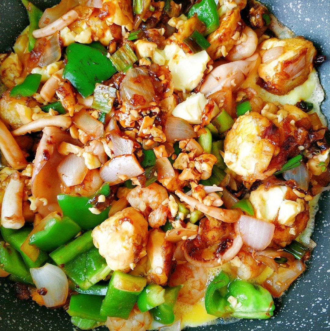 铁板海鲜日本豆腐 Seafood with Japanese Dofu