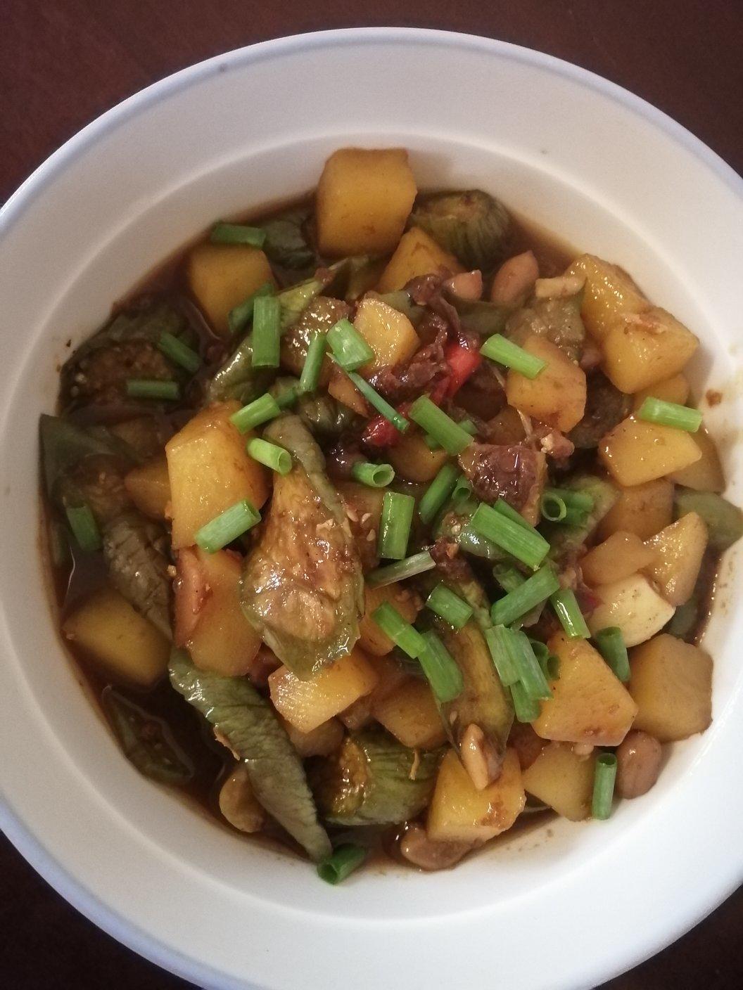 土豆炖茄子