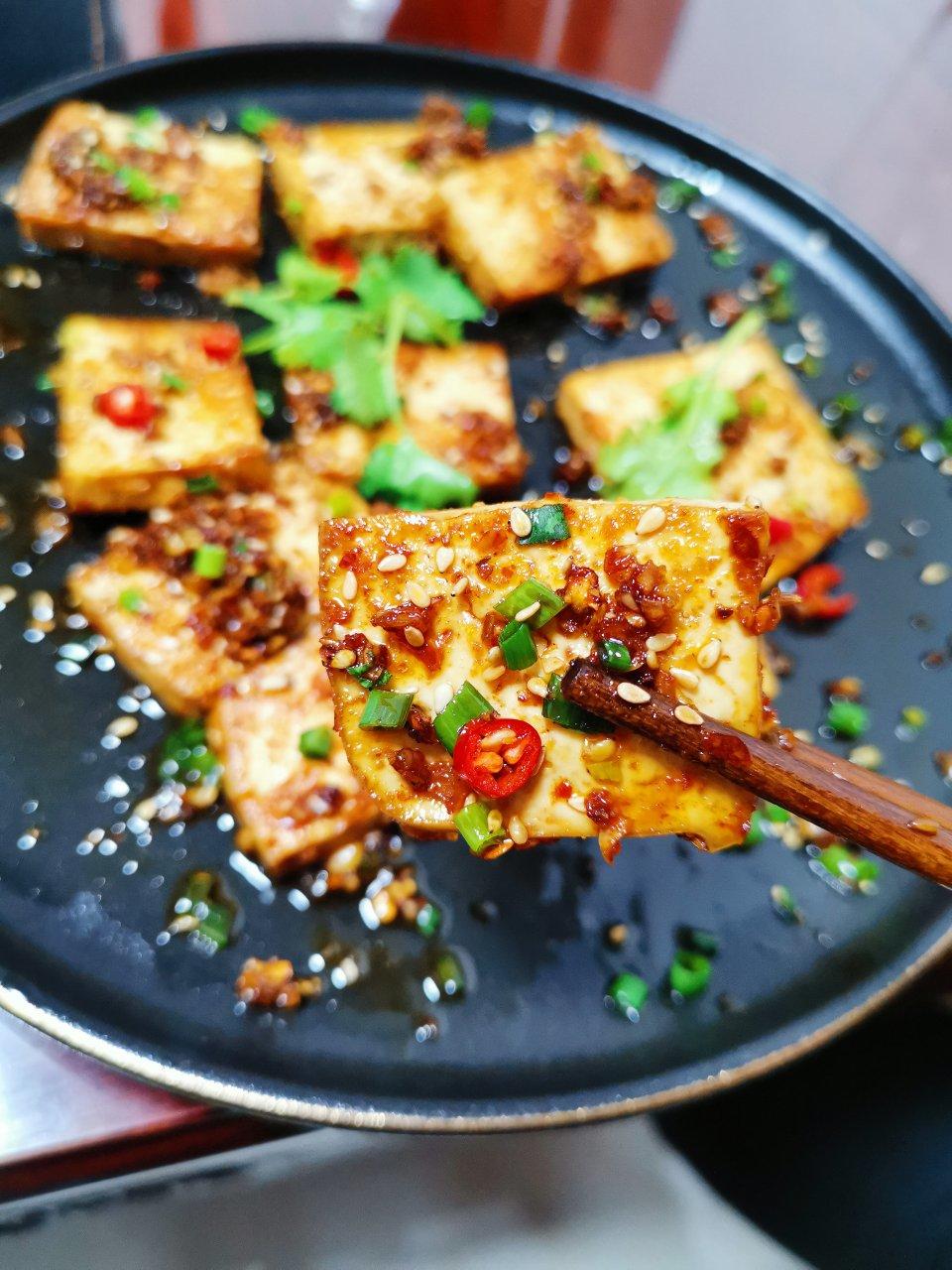 铁板豆腐（夜市必吃小吃）