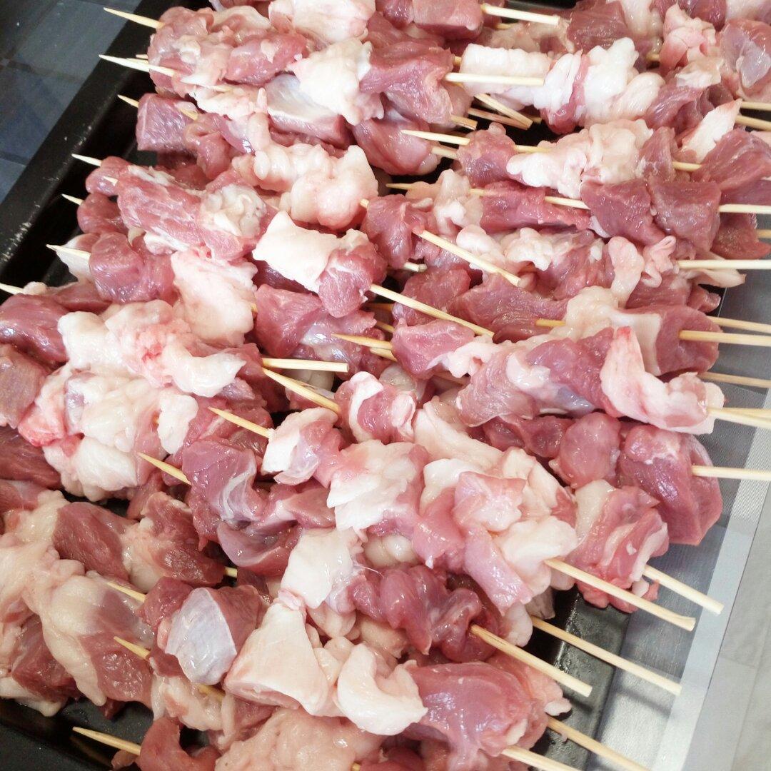 394赞伊朵的麻麻 做过 伴糖 #伴糖#羊肉串子走起，烤箱秘制，杠杠地！ 2016-0