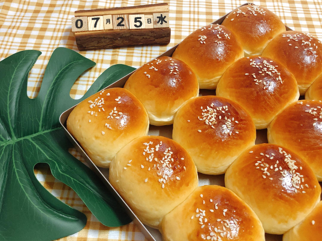 一次发酵超软淡奶油小餐包