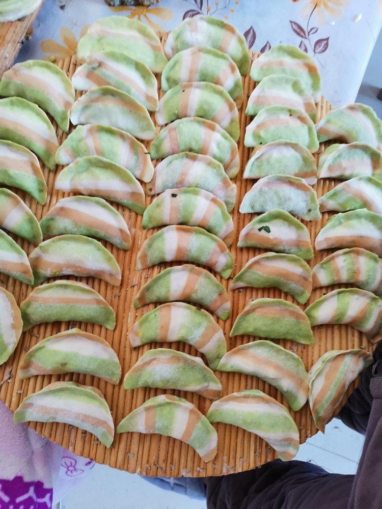 三色条纹饺子