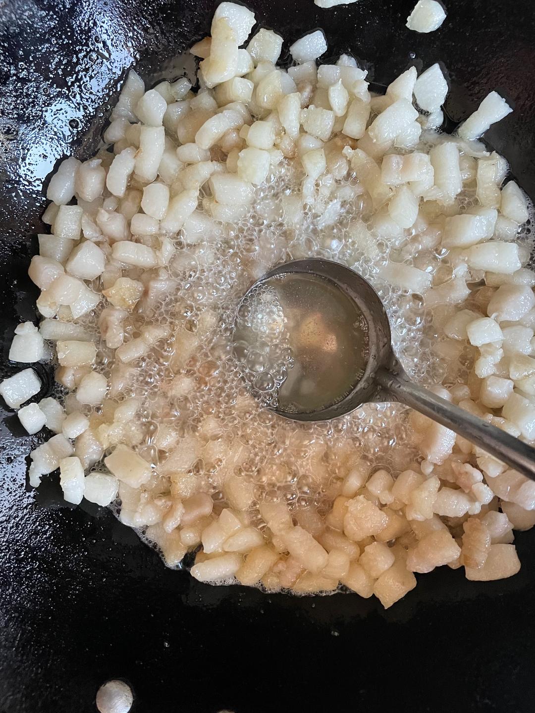 废物利用炼猪油的做法 步骤4