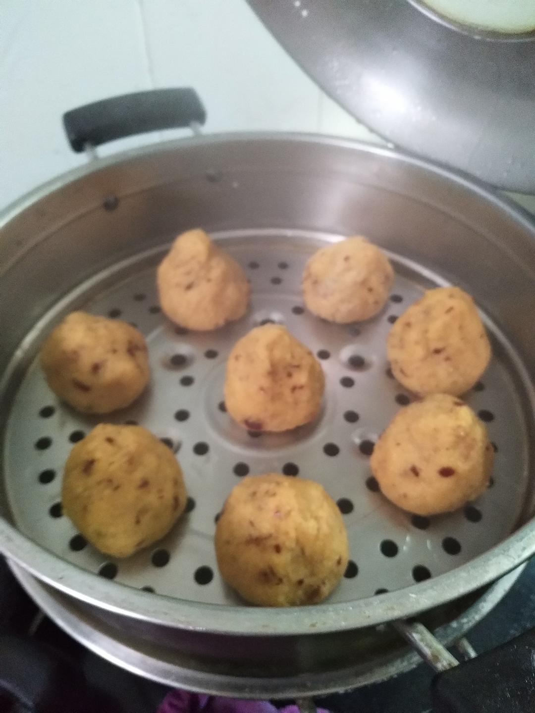 奶香枣窝头