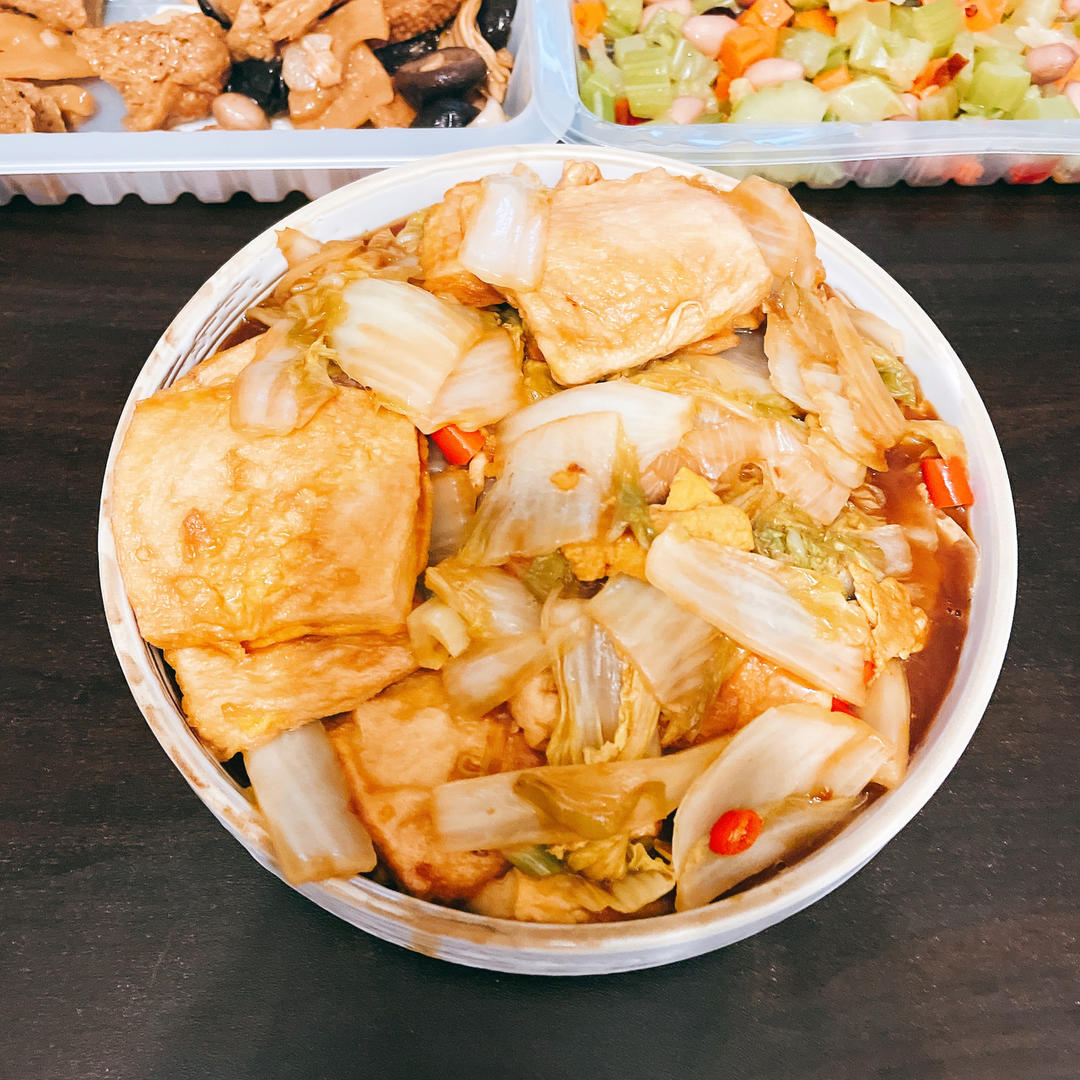 暖乎乎的娃娃菜烧豆腐，最适合转凉的天暖胃