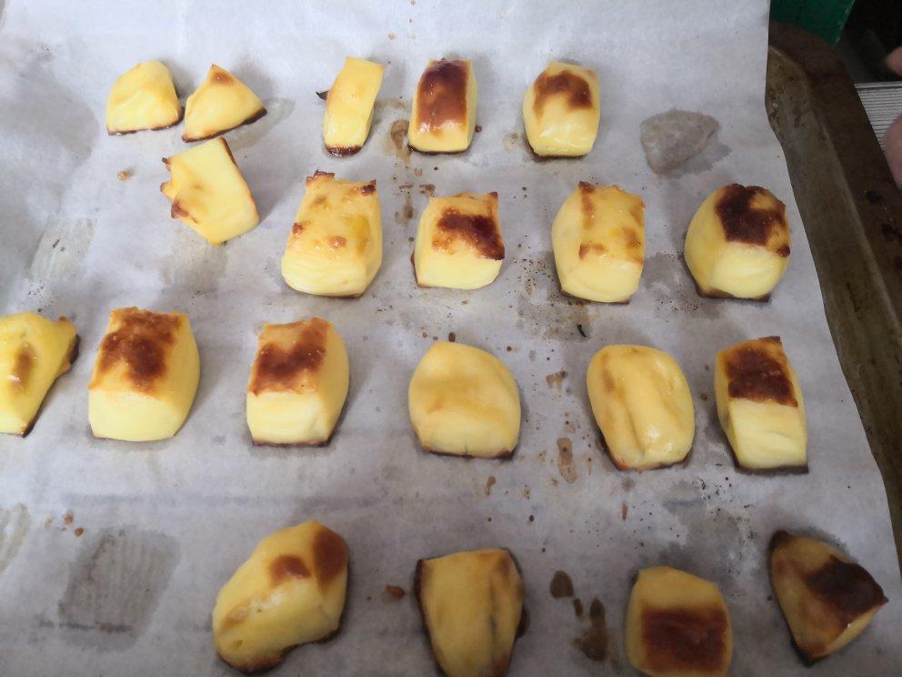 烤牛奶，又叫烤鲜奶（全蛋版，消耗牛奶）