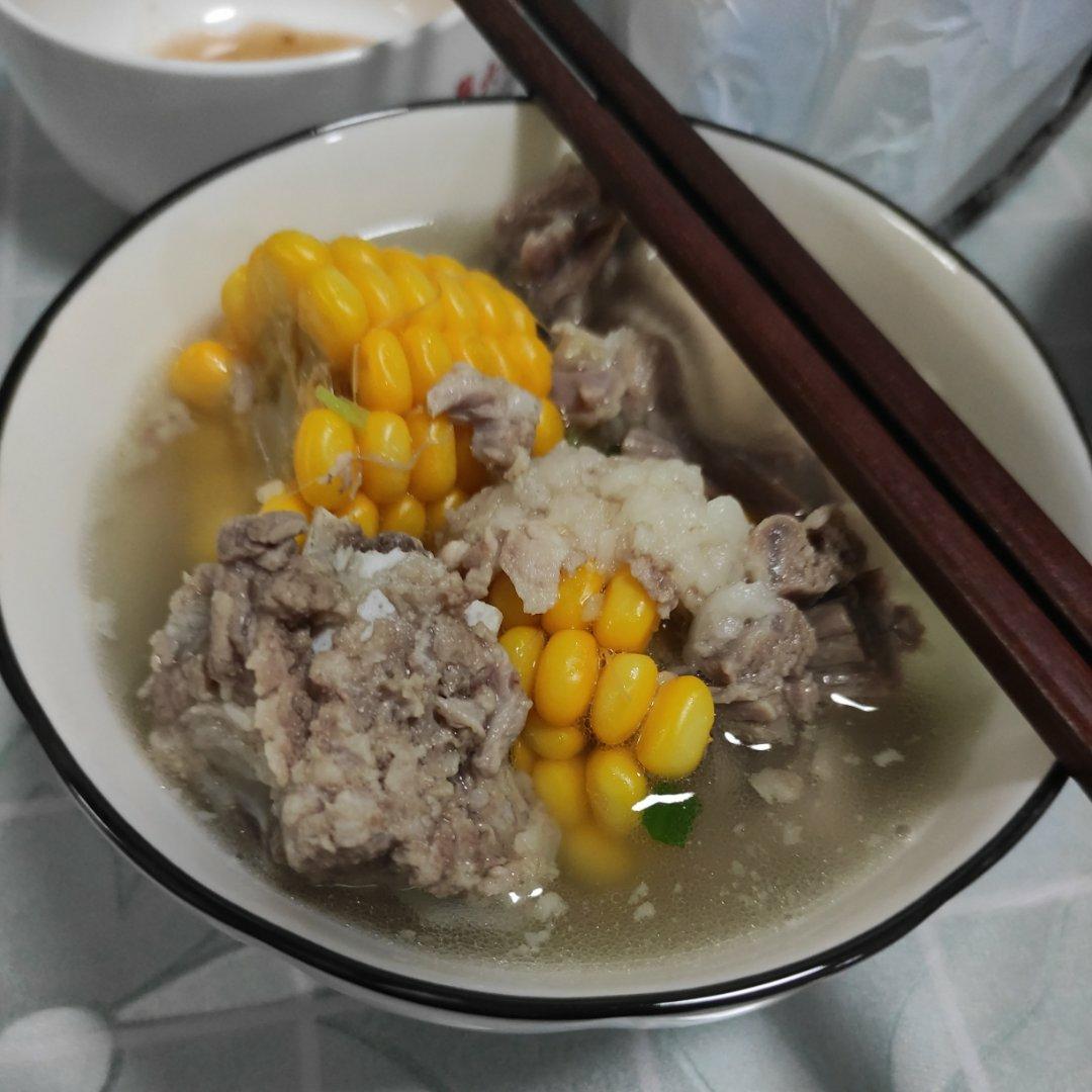 玉米排骨汤