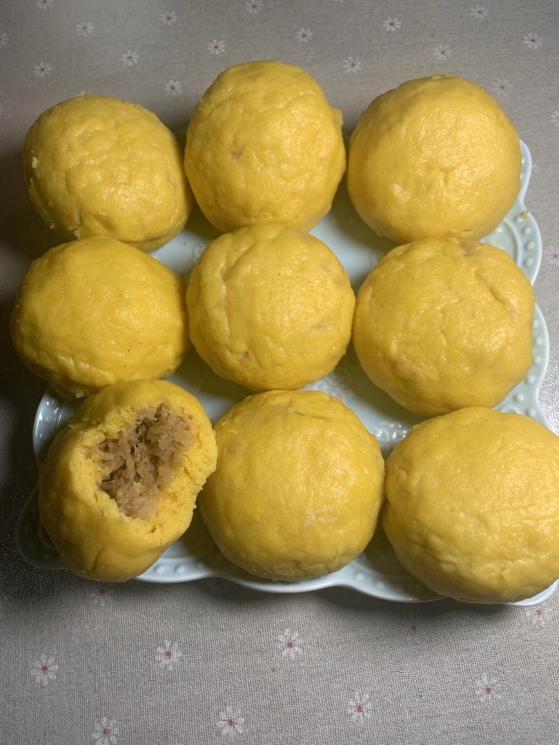 玉米面菜团子