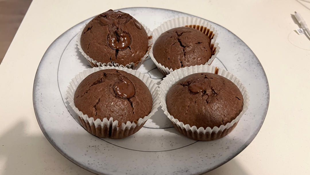 巨简单❗️超快速❗️巧克力玛芬蛋糕❗️好吃哭了