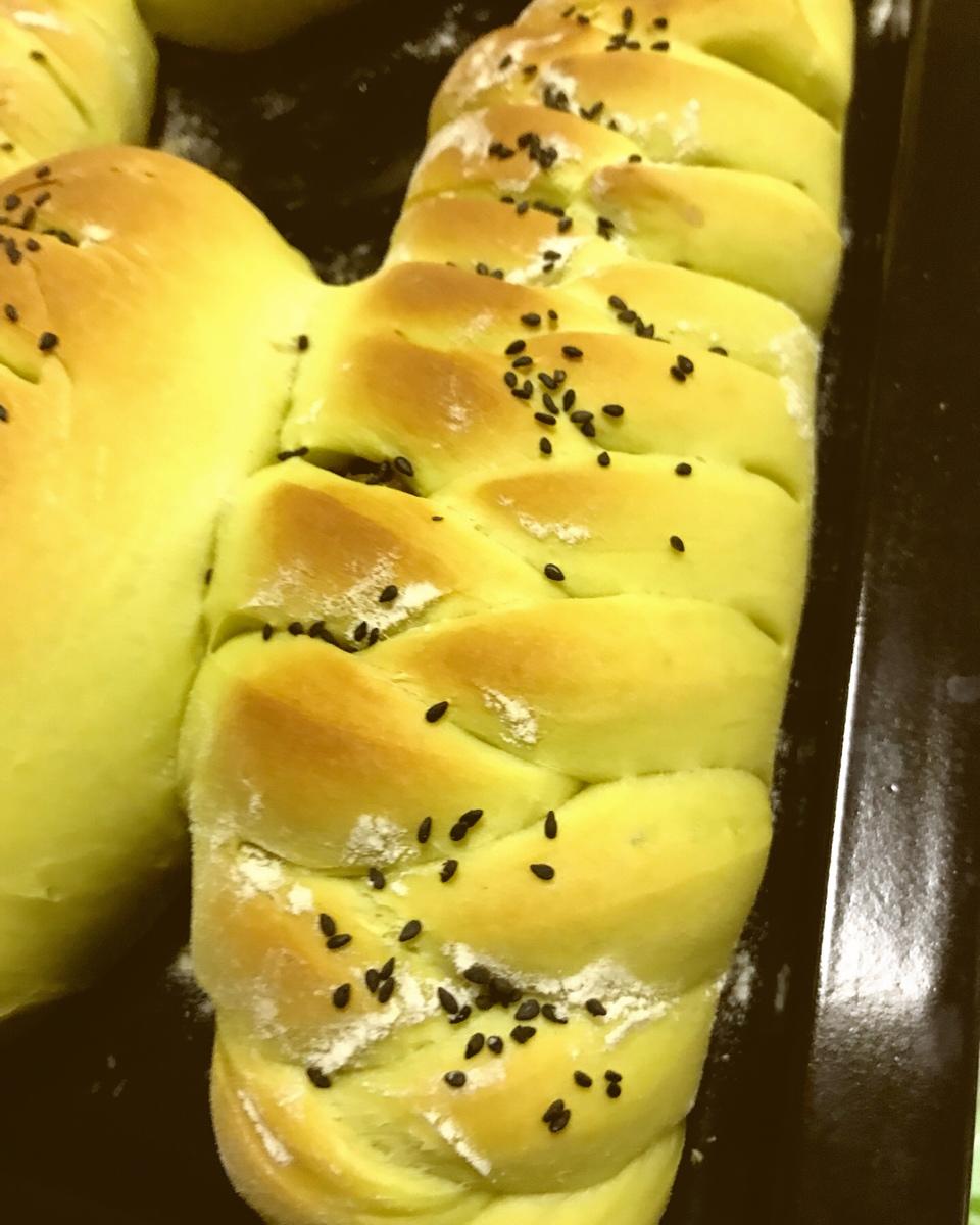 抹茶红豆面包