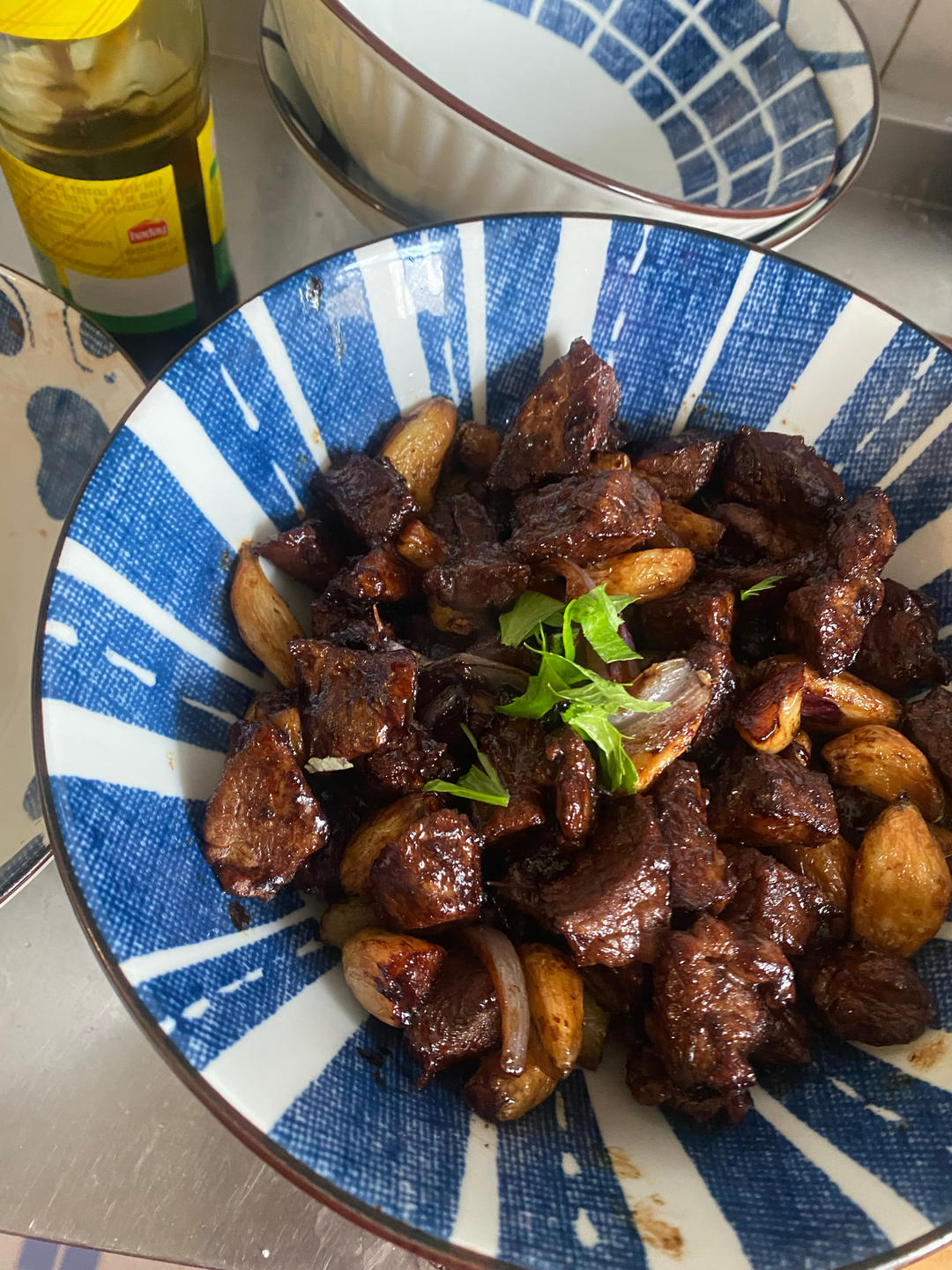 听起来就很好吃的黑椒蒜子牛肉粒