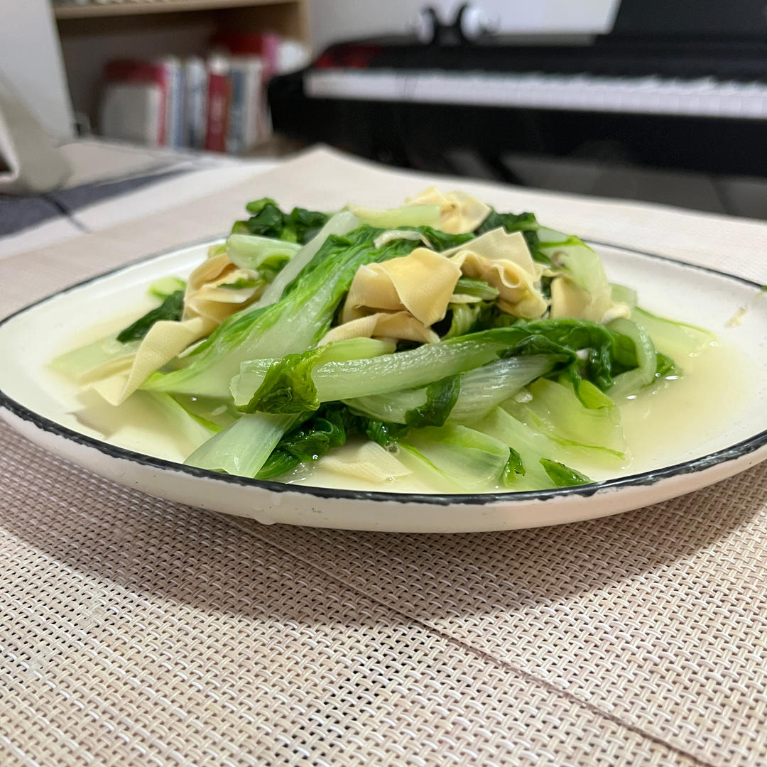 杭白菜炒薄百叶丝