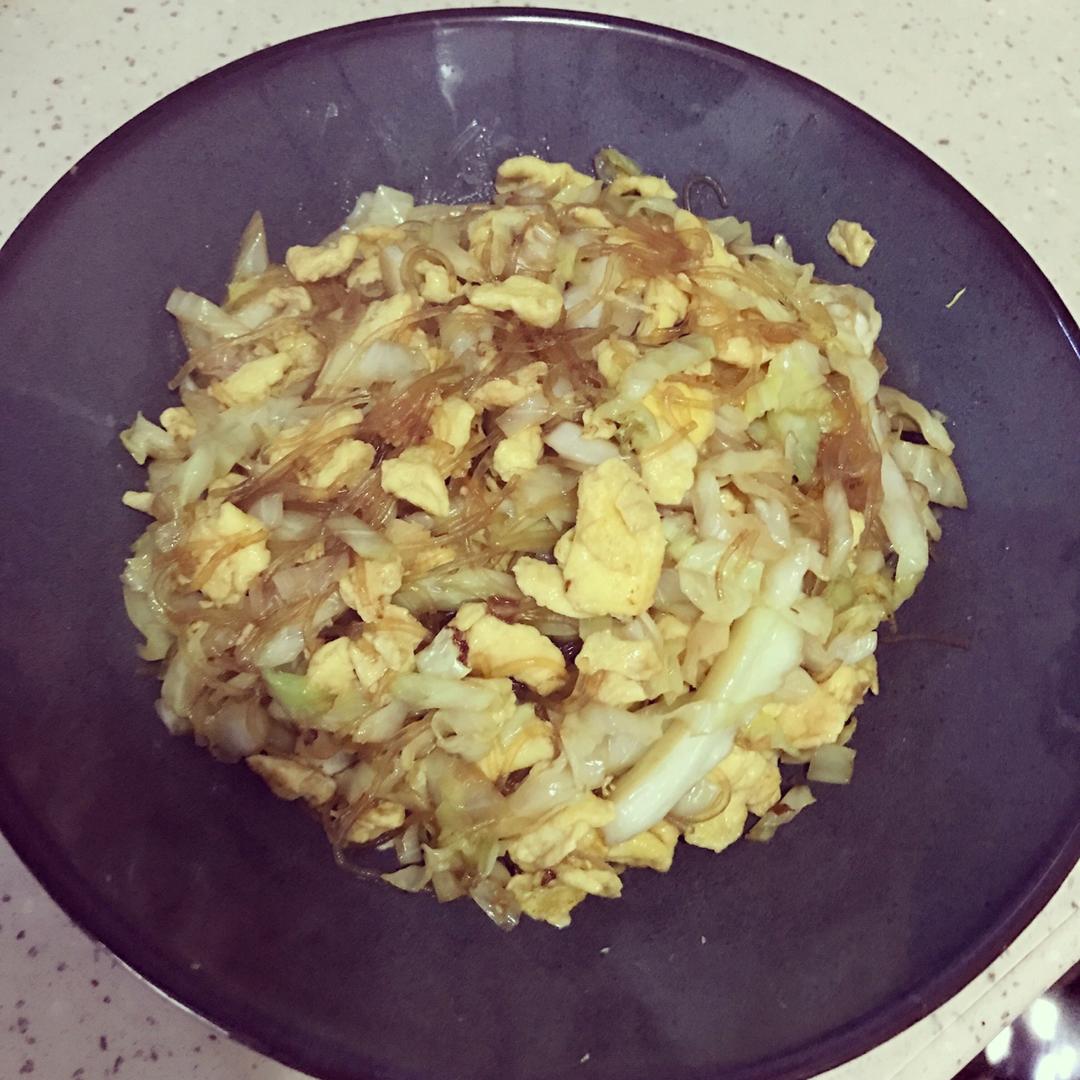 包菜粉丝炒鸡蛋
