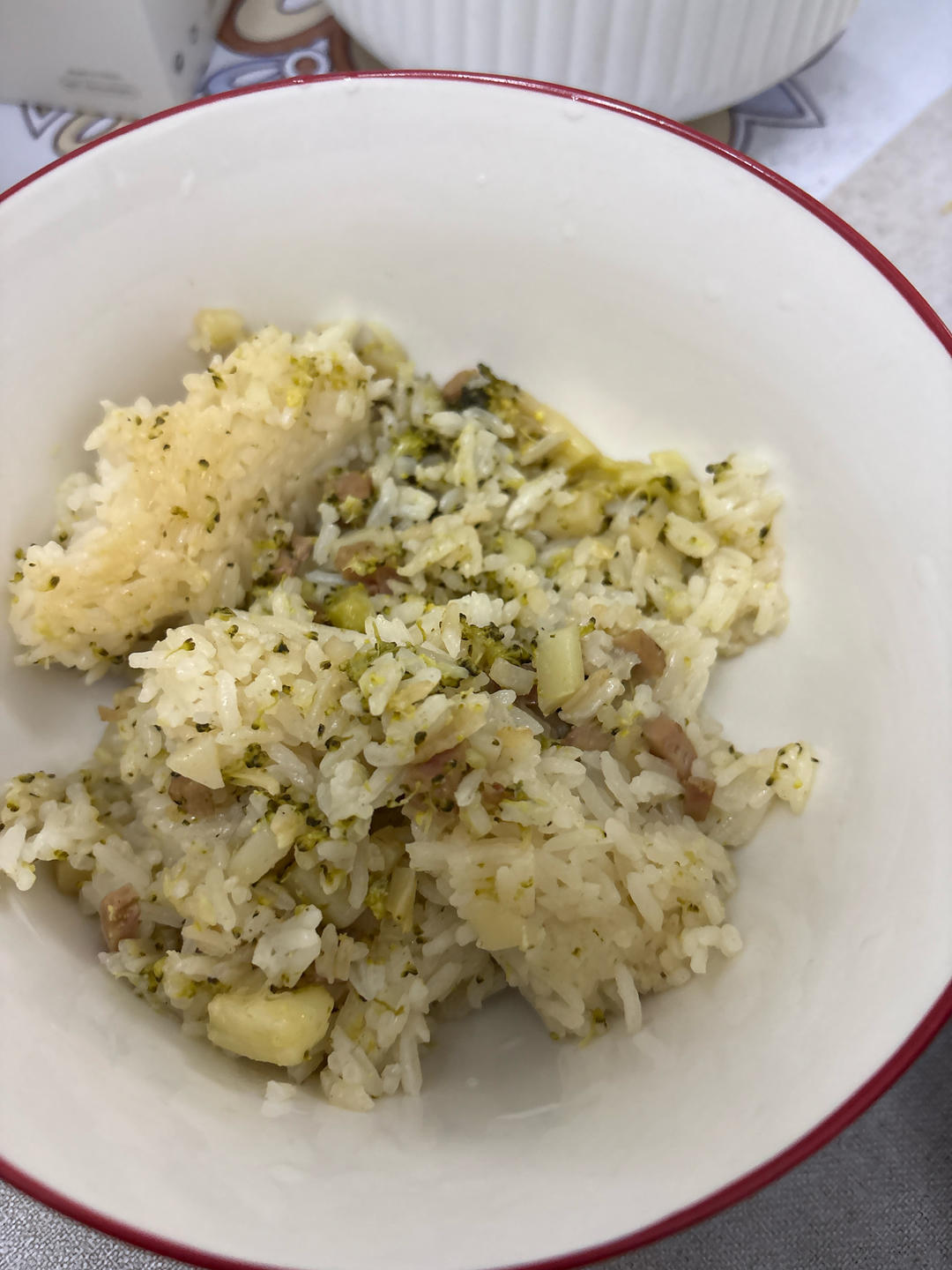 西蓝花土豆午餐肉焖饭