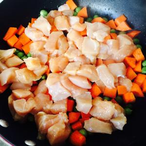 健人的鸡胸肉糙米焖饭的做法 步骤3