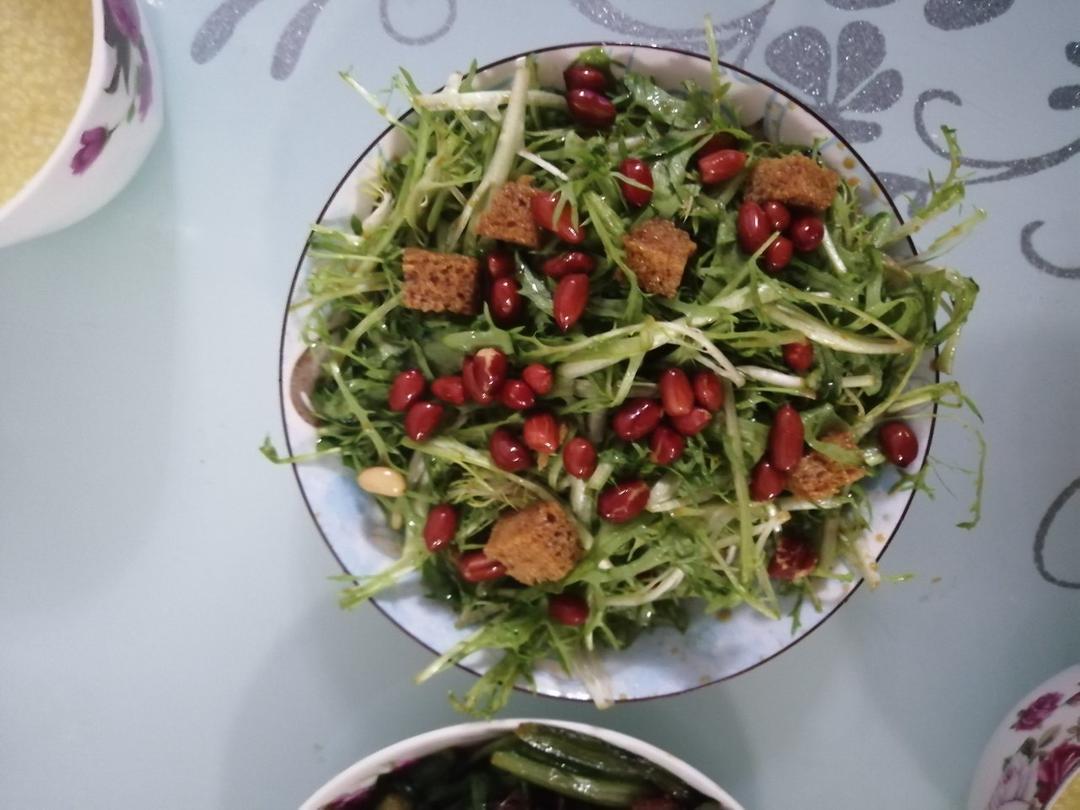 凉拌苦菊