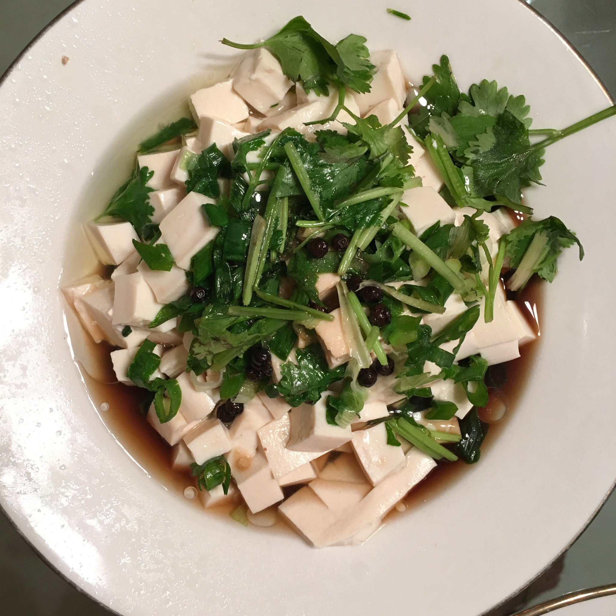 香菜小葱拌豆腐