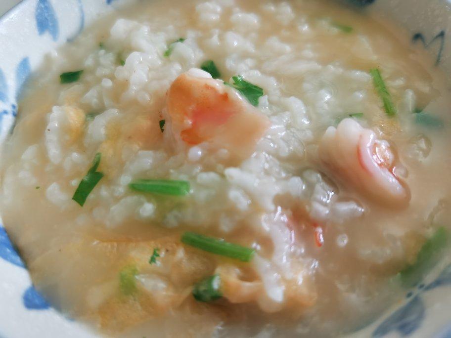 鲜虾砂锅粥