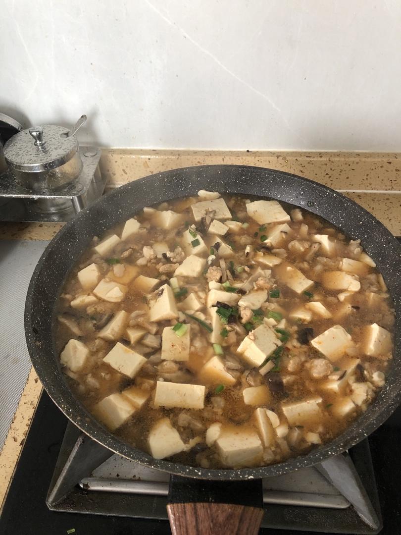 超级下饭的香菇肉沫豆腐