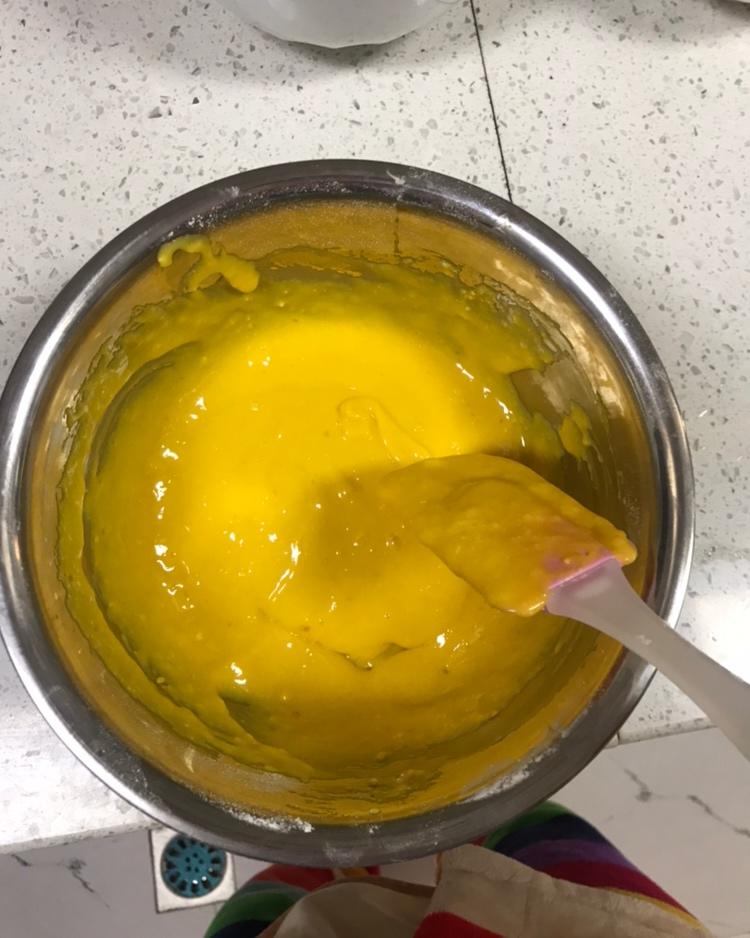 软绵绵戚风纸杯蛋糕