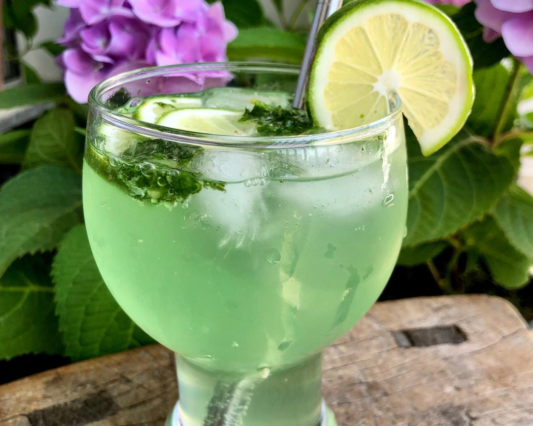 超简单的莫吉托Mojito的做法