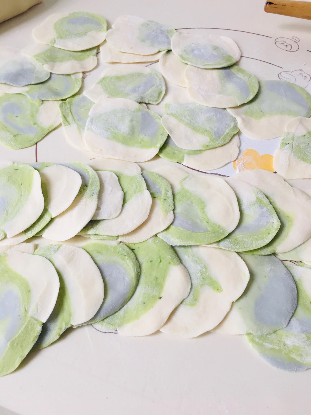 饺子版的“只此青绿”