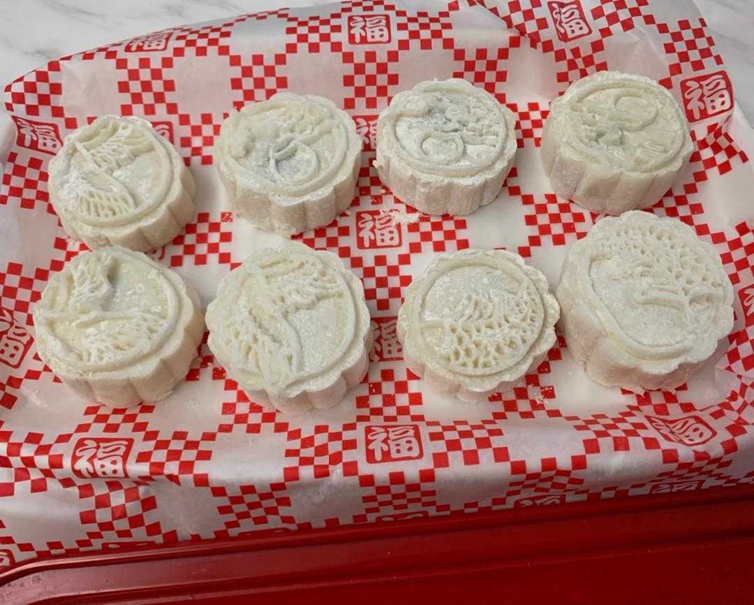 冰皮豆沙月饼