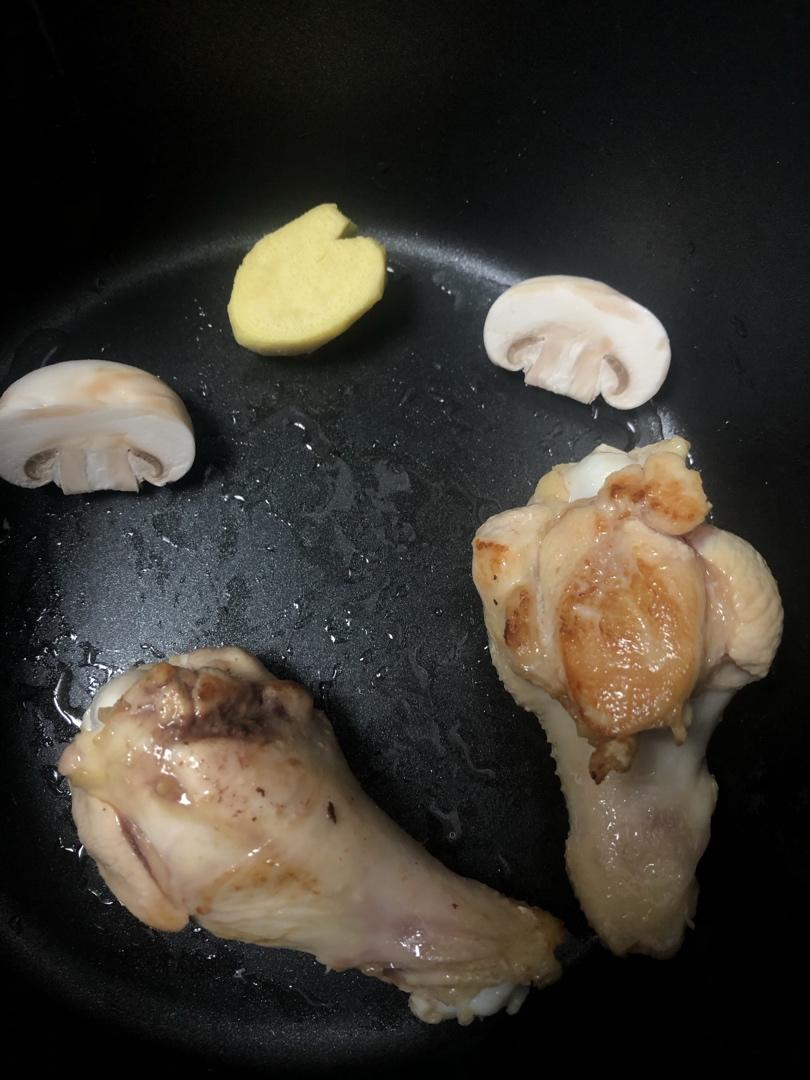 香菇鸡汤（鸡腿版）