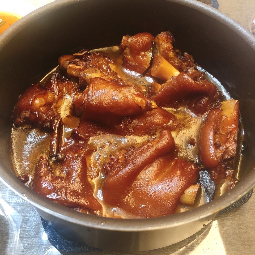 红烧猪蹄（铸铁锅版）