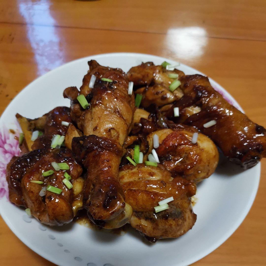 🔥好吃到飙泪的秘汁多汁蒜香鸡腿，鲜嫩到流口水。