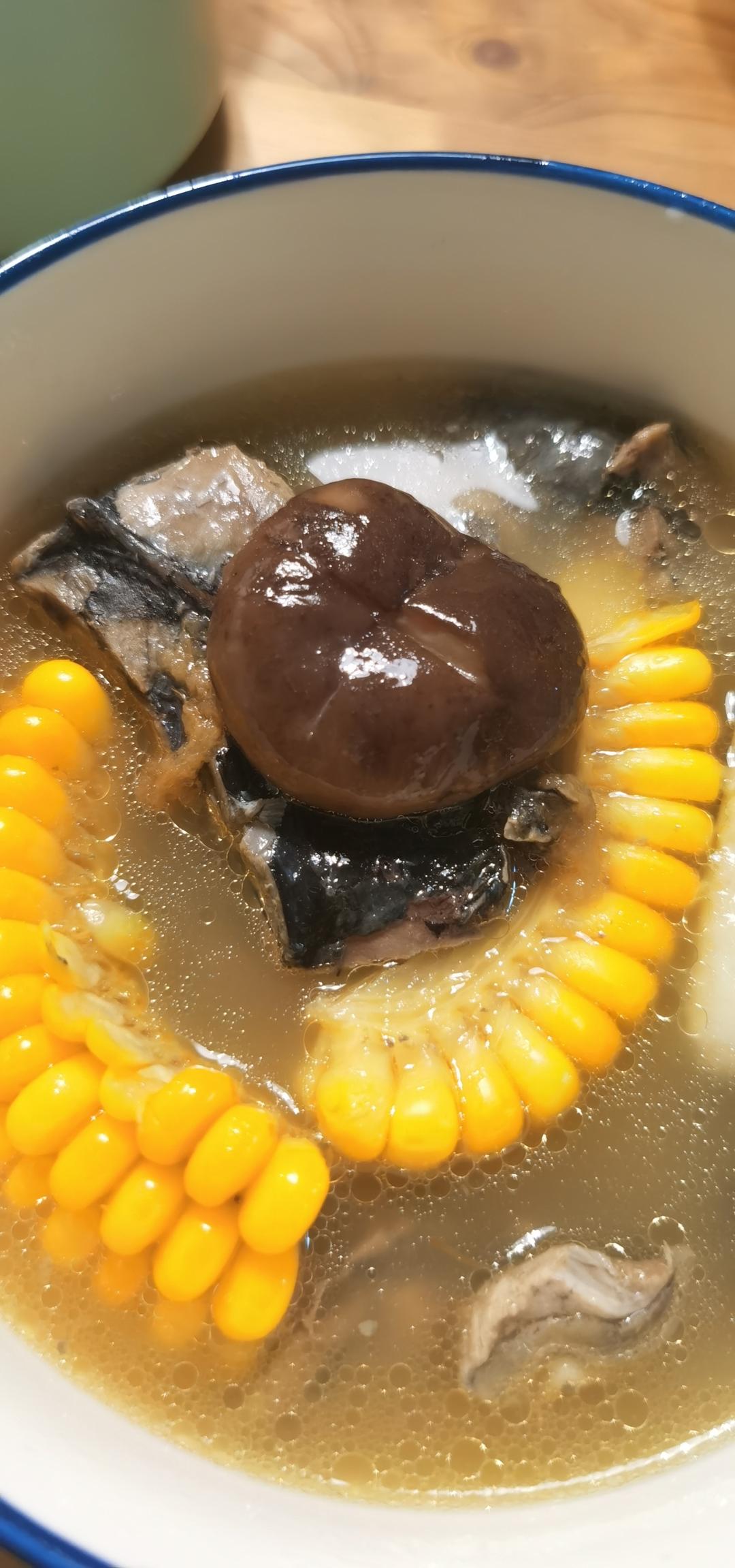 滋阴补血～香菇山药乌鸡汤