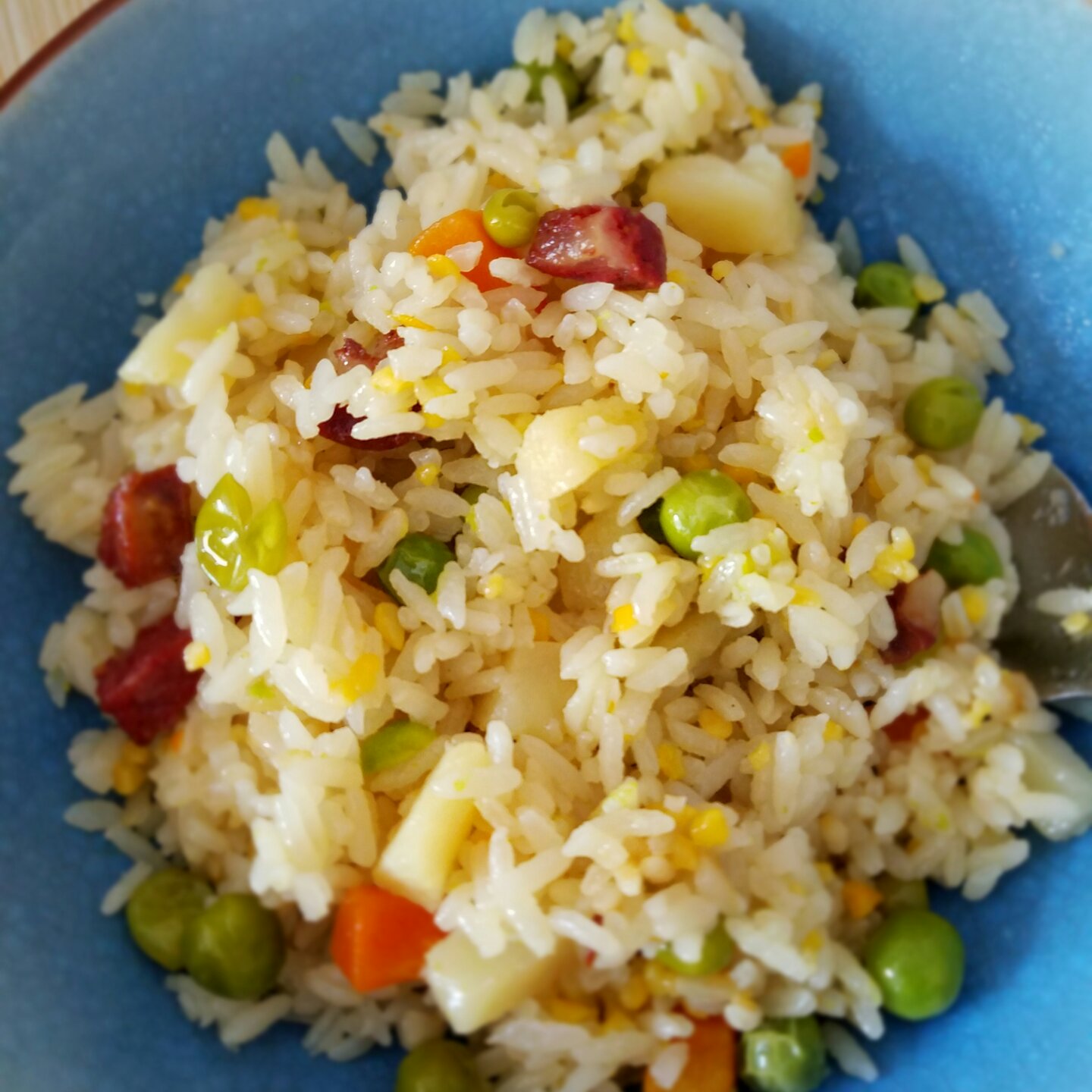 山下葩做的火腿洋芋闷饭