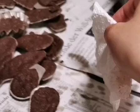 捷克传统巧克力坚果圣诞饼干“Bärentatzen”的做法 步骤3